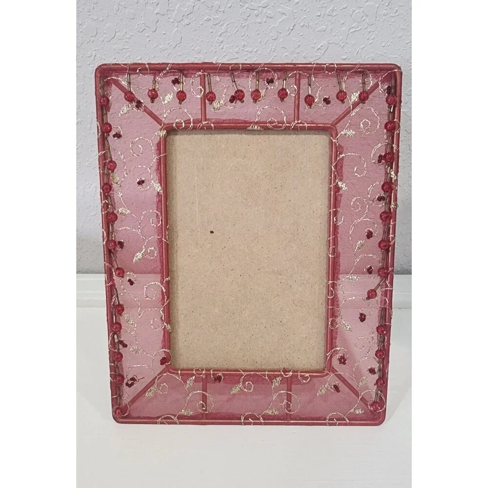 Holds 4x6 Picture Frame Red Mesh Fabric Gold Wire Beaded Accents Boho